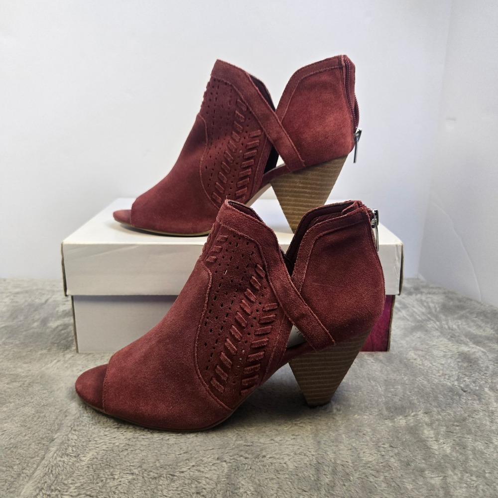 Vince Camuto Burgundy Suede Peep Toe Booties Laser‎ Cut Ankle Boots Size 8.5M